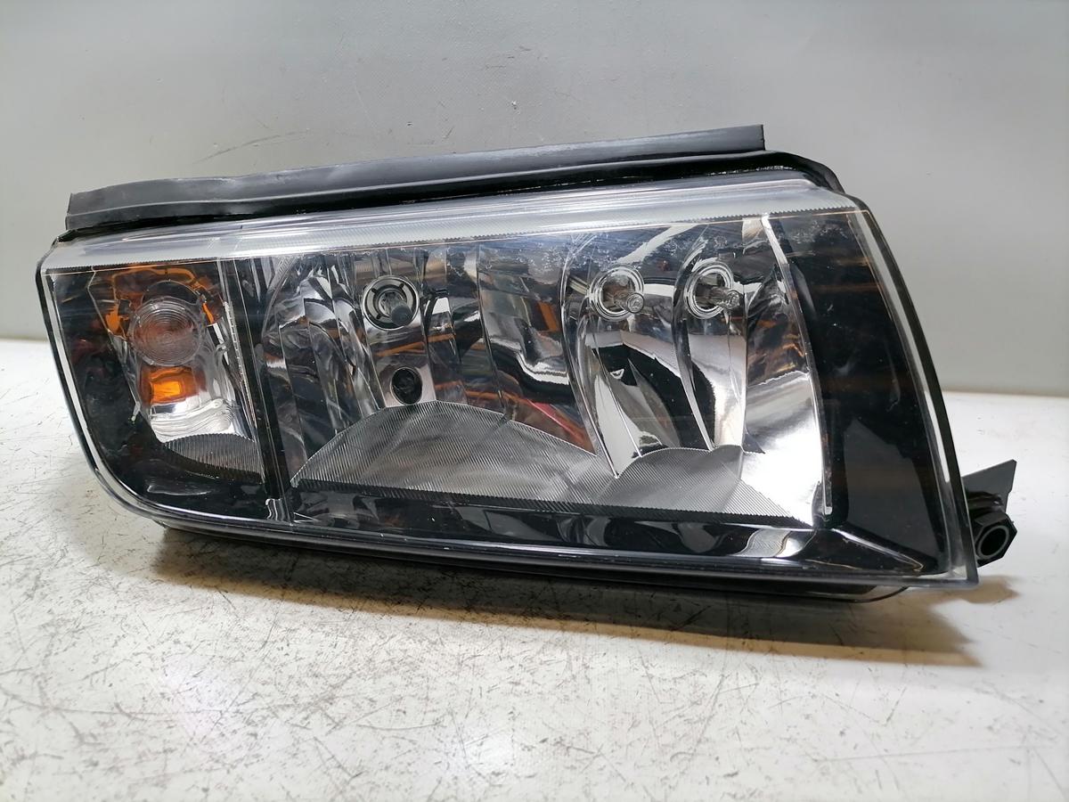 Skoda Fabia 1 6Y Scheinwerfer vorn rechts Halogen Schwarzer Hintergrund Zubeh&ouml;r Bj.2003